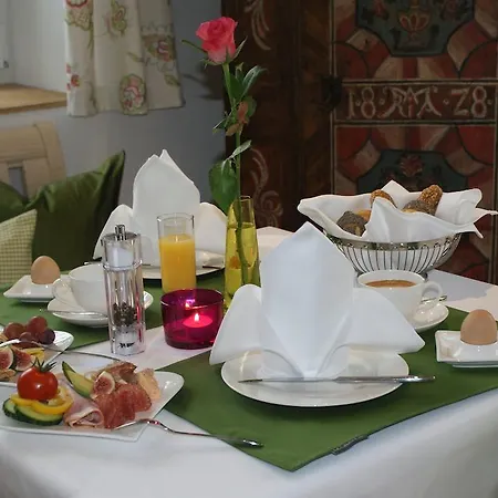 Πανσιόν Gut Hiasenhof Neumarkt am Wallersee